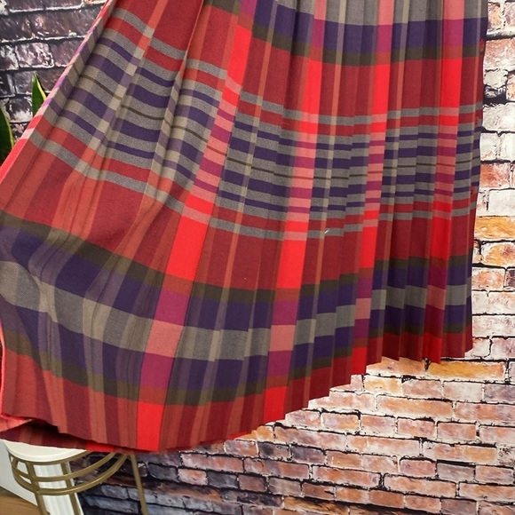 Vintage Wool Tartan Scottish Plaid Pleated Red and Purple Midi Skirt Sz S - Picture 7 of 14